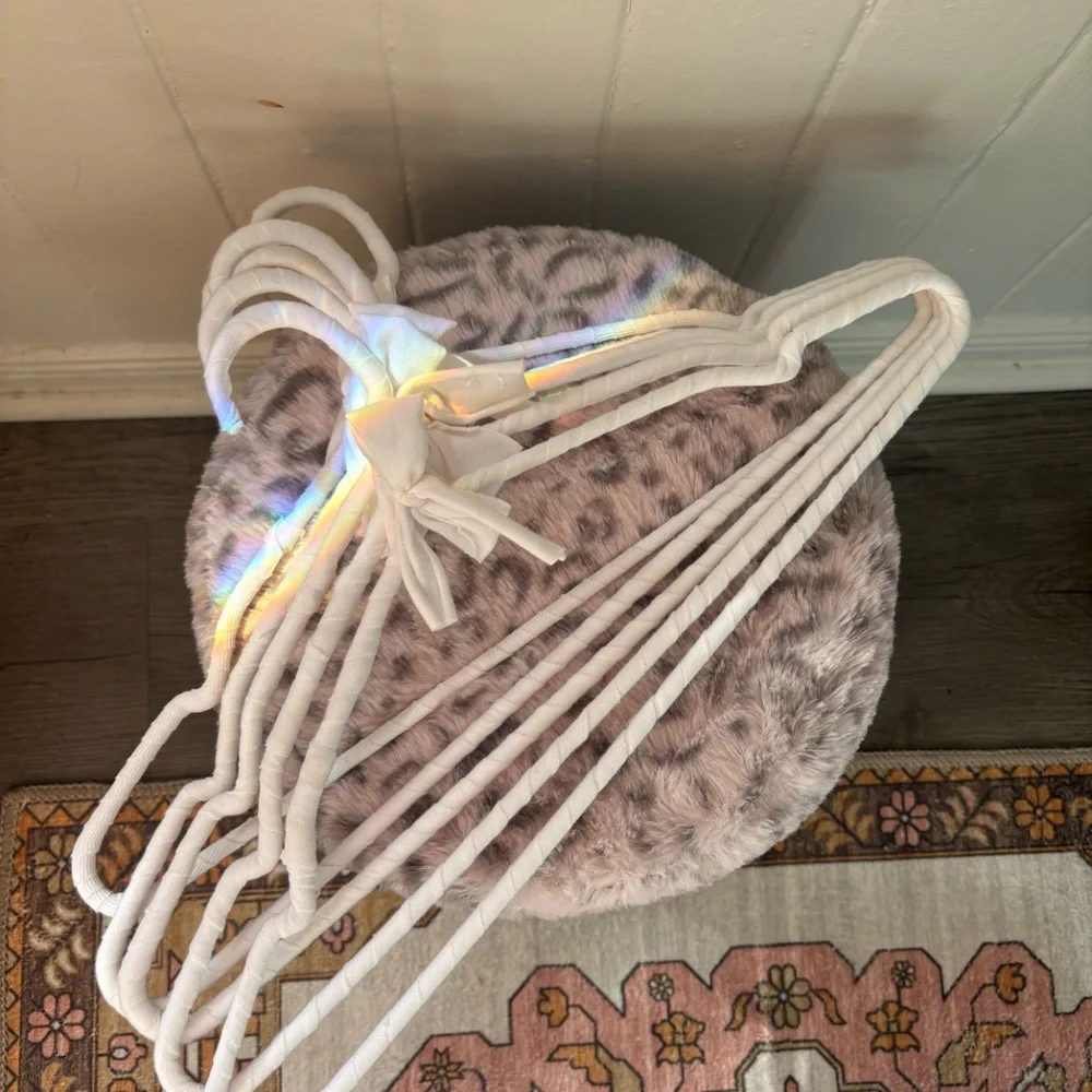 Custom Made Brandy Melville Inspired Hangers (5 pack)